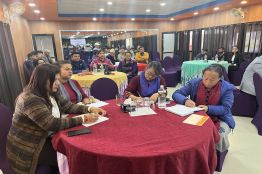 Interaction regarding the decision not to impose Labor Act in banks and financial institutions and the effects of the La